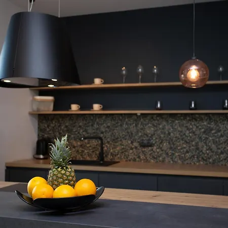 Yacht Park Marina גדינייה